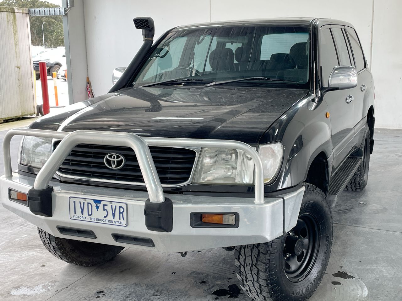 2000 Toyota Landcruiser GXL (4x4) FZJ105R Automatic 8 Seats Wagon ...