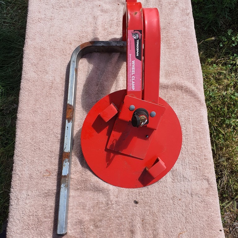 Trojan Wheel Clamp Auction (05165050718) Grays Australia