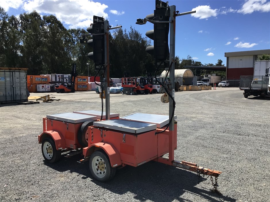 2010, Trailer Factory, HD, Traffic Control Lights Trailers Auction