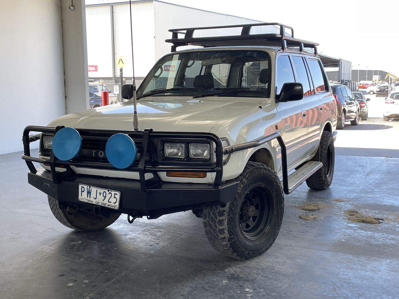 1991 Toyota Landcruiser (4x4) HZJ80 Manual Wagon Auction (0001-20067143 ...