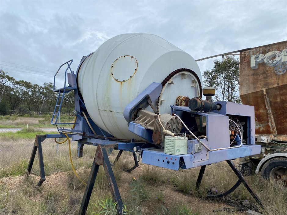 Concrete Agitator 5m³ Auction (00827041750) Grays Australia
