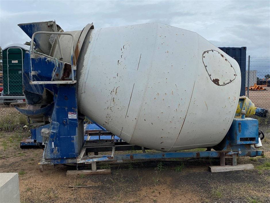 Concrete Agitator 7m³ Auction (00157044114) Grays Australia