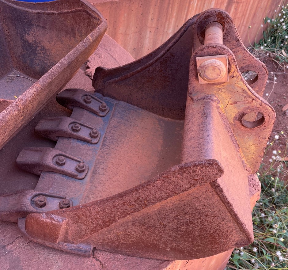 Bobcat Bucket 450mm (Newman) Auction (00699036480) Grays Australia