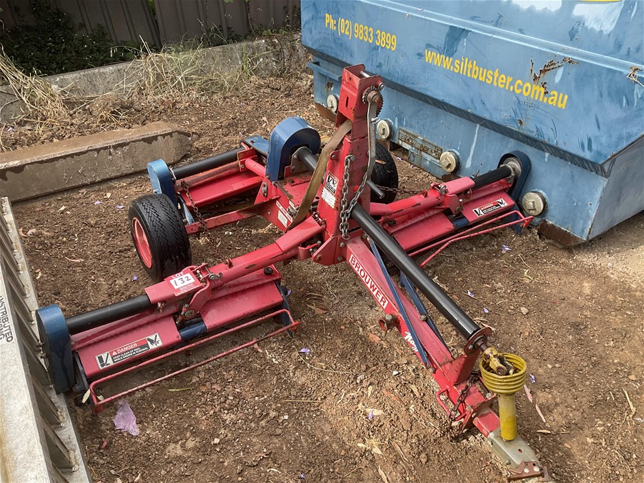 Triple Gang Reel Turf Mower Auction (01325050883) Grays Australia