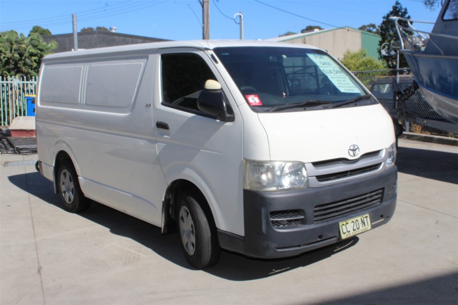 Toyota Hiace Van/ Fishing Boat/ Trailer & Catering Items