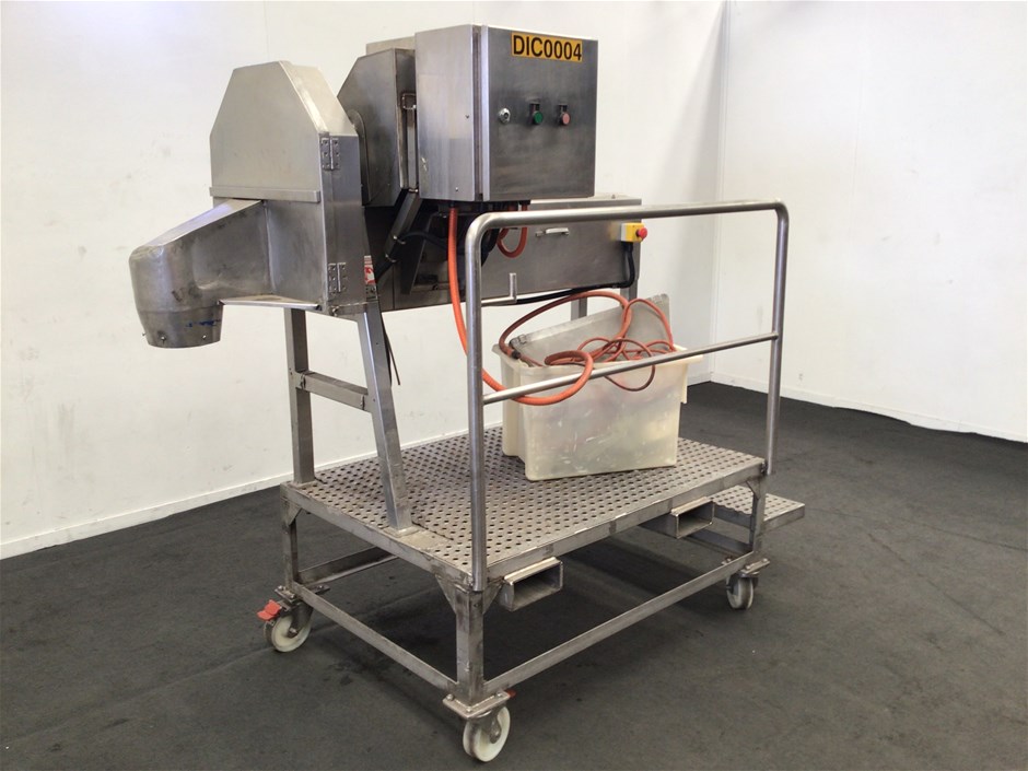 Unreserved Forklift Atch, Conveyor, Seal & Sewing Machine