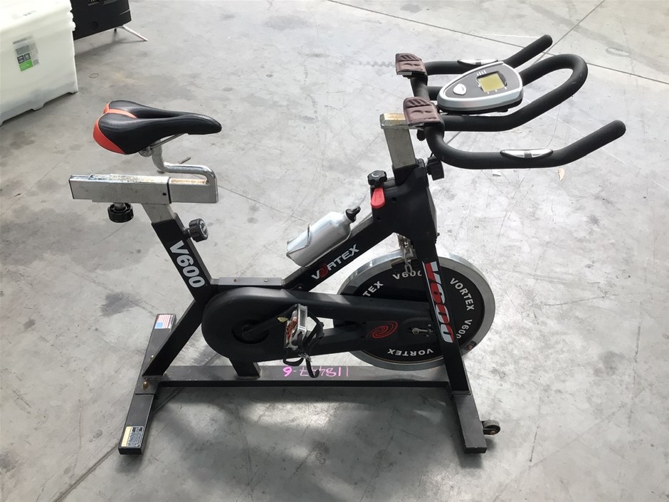 V600 2025 spin bike