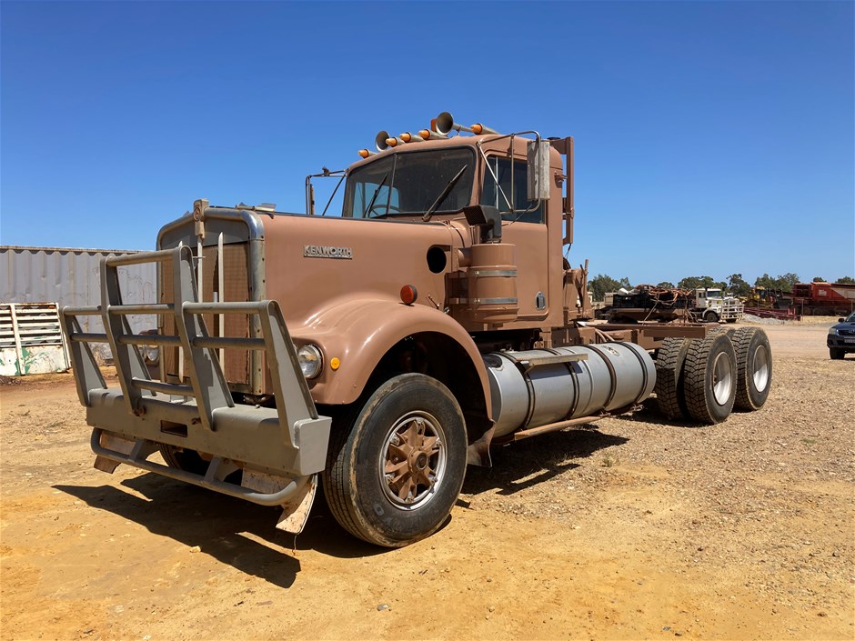 Unfinished Project 1979 Kenworth 6x4 & Spare 1986 Kenworth