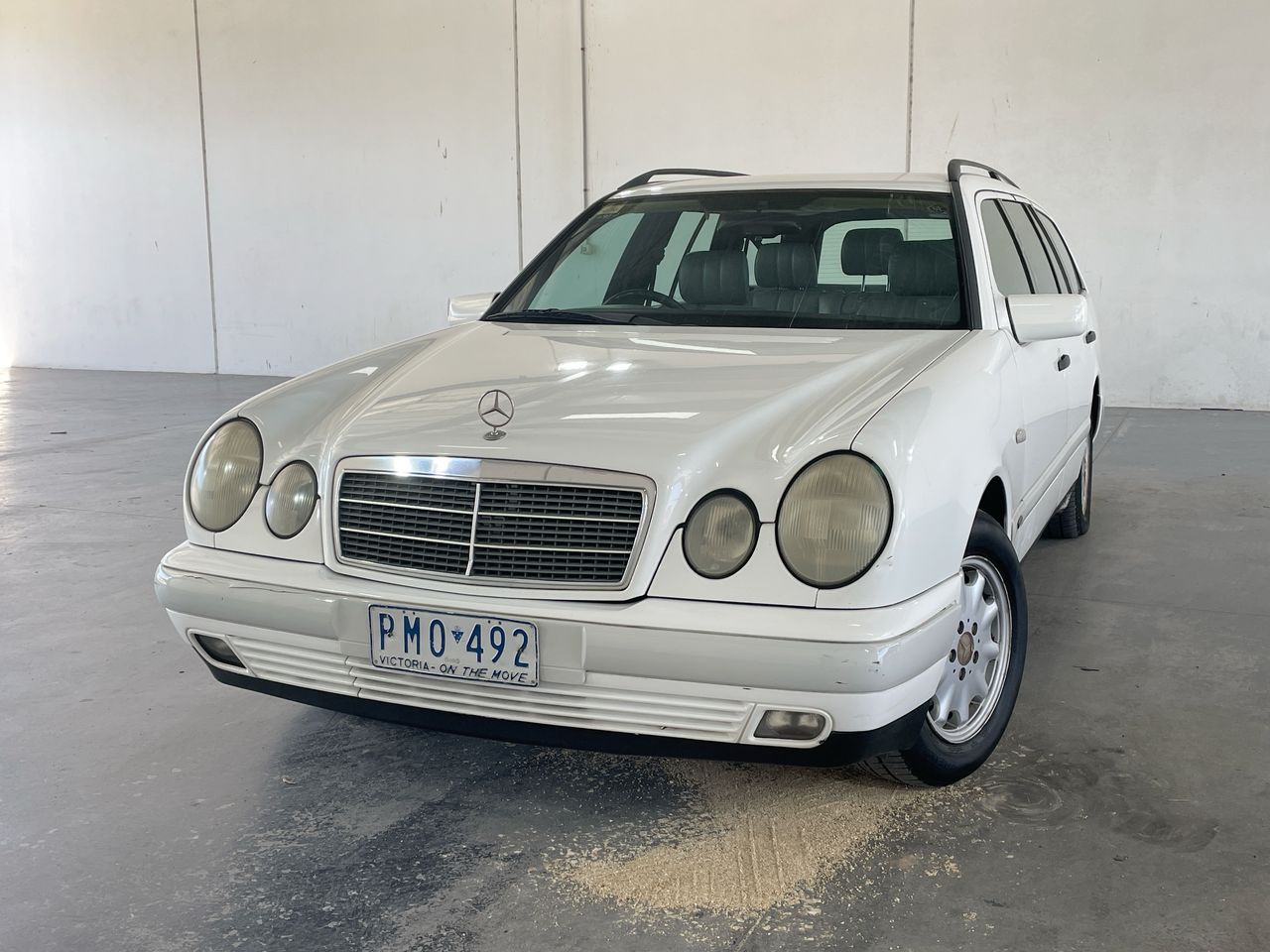 Mercedes Benz E230 Classic S210 Automatic 7 Seats Wagon Auction (0001 ...