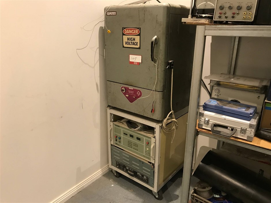 3x Pieces of Assorted Lab Equipment Auction (01453024371) Grays Australia