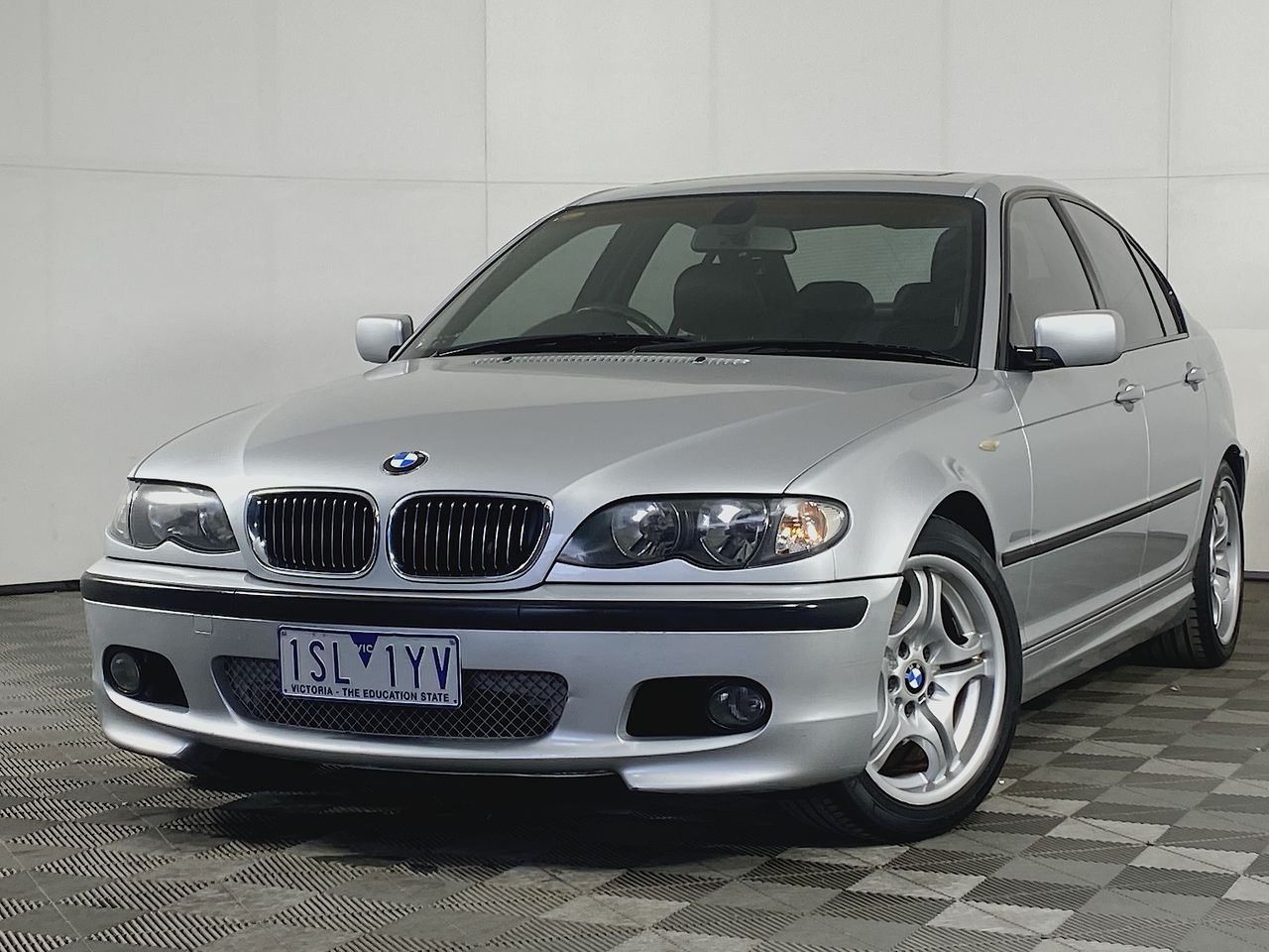 Bmw E46 2004