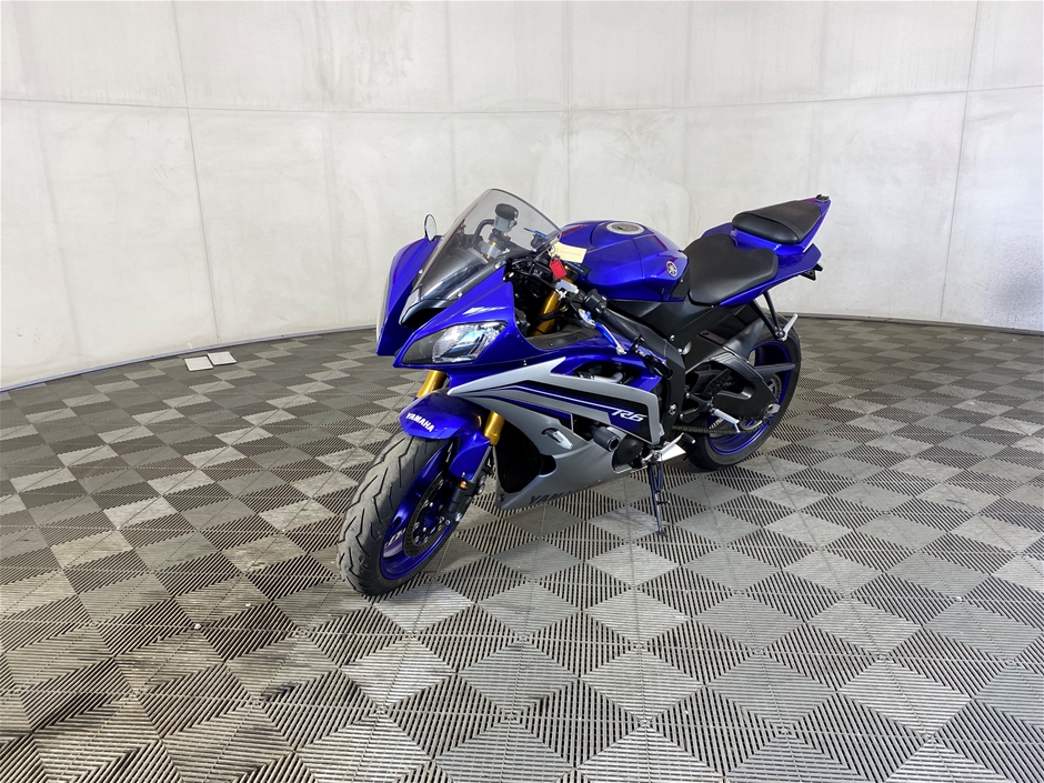 Yamaha R6 Manual Motorbike