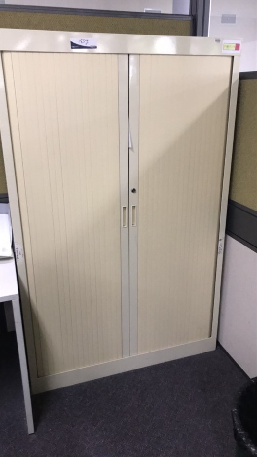 Vertiplan storage with retractable doors Auction (18373024854