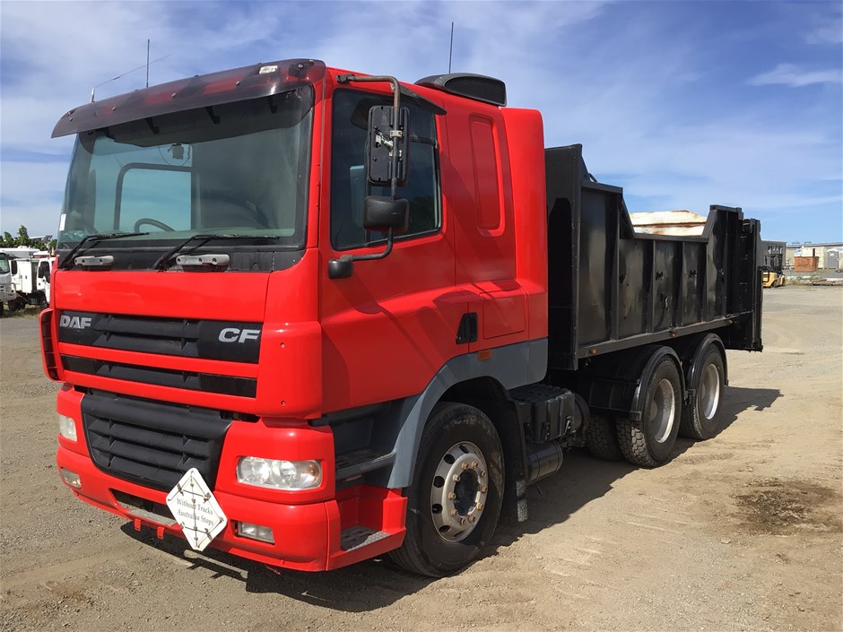 2023 DAF XF 410 Distribution Truck - Interior, Exterior, Walkaround - Truck  Expo 