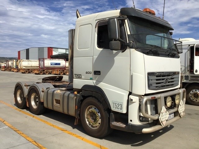 2011 Volvo FH 6 x 4 Prime Mover