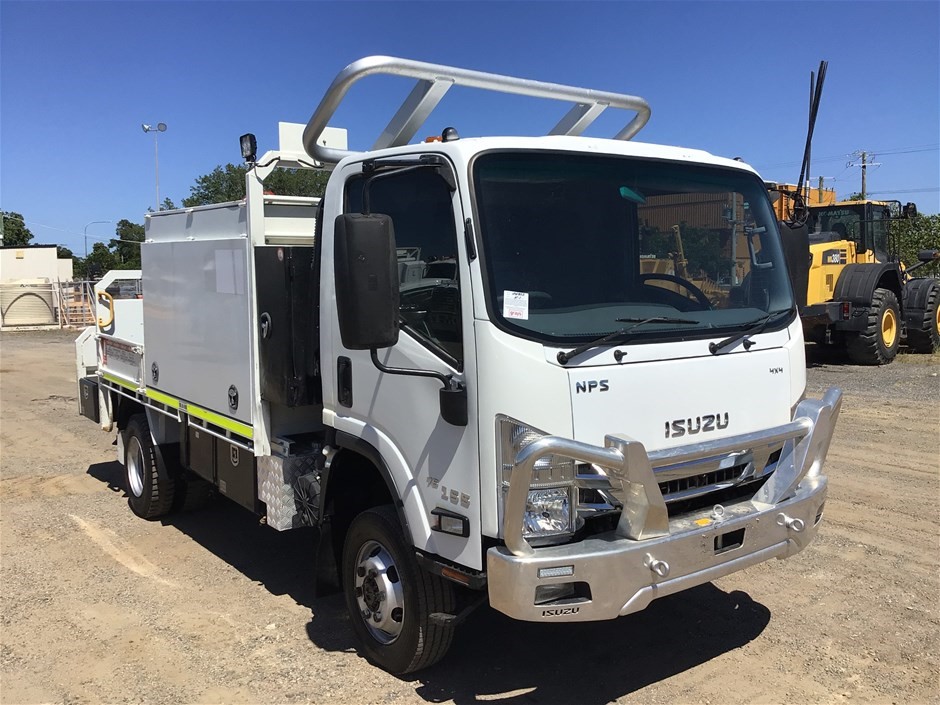 2018 Isuzu  NPS 4 x 4 Service Crane Truck