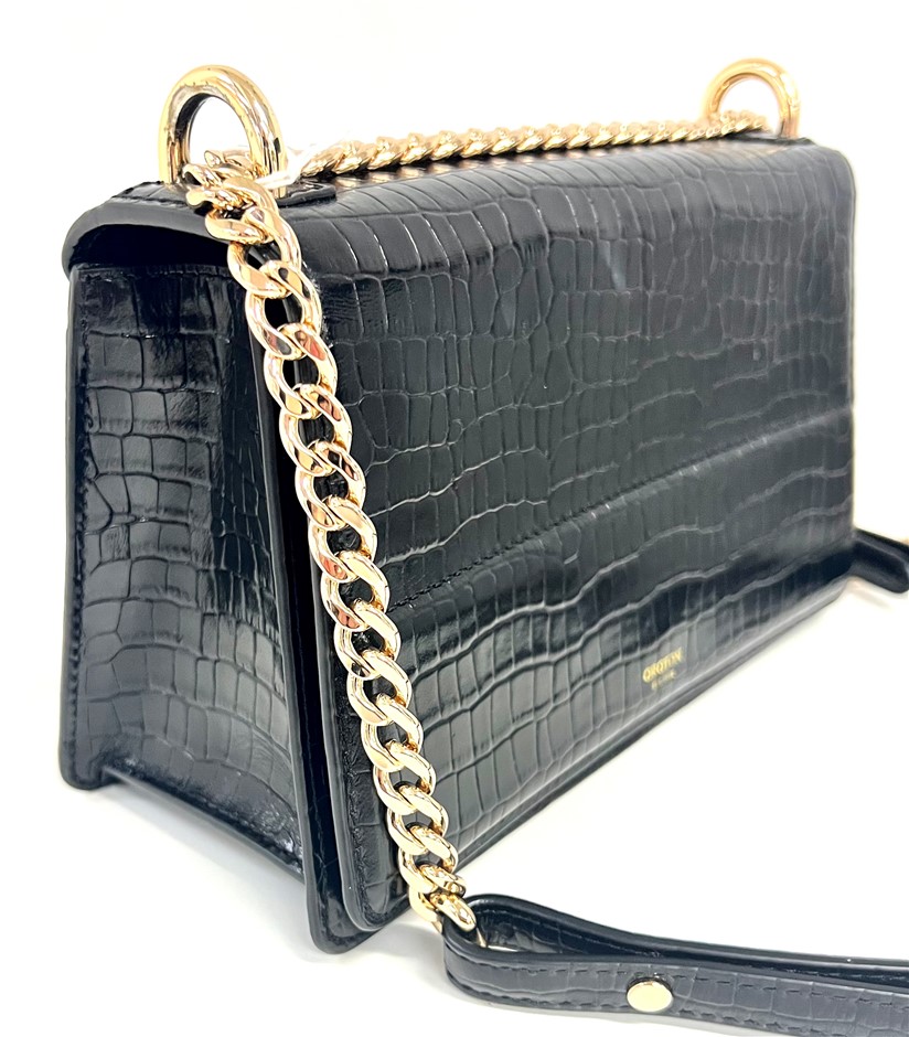 Oroton forte slim online clutch