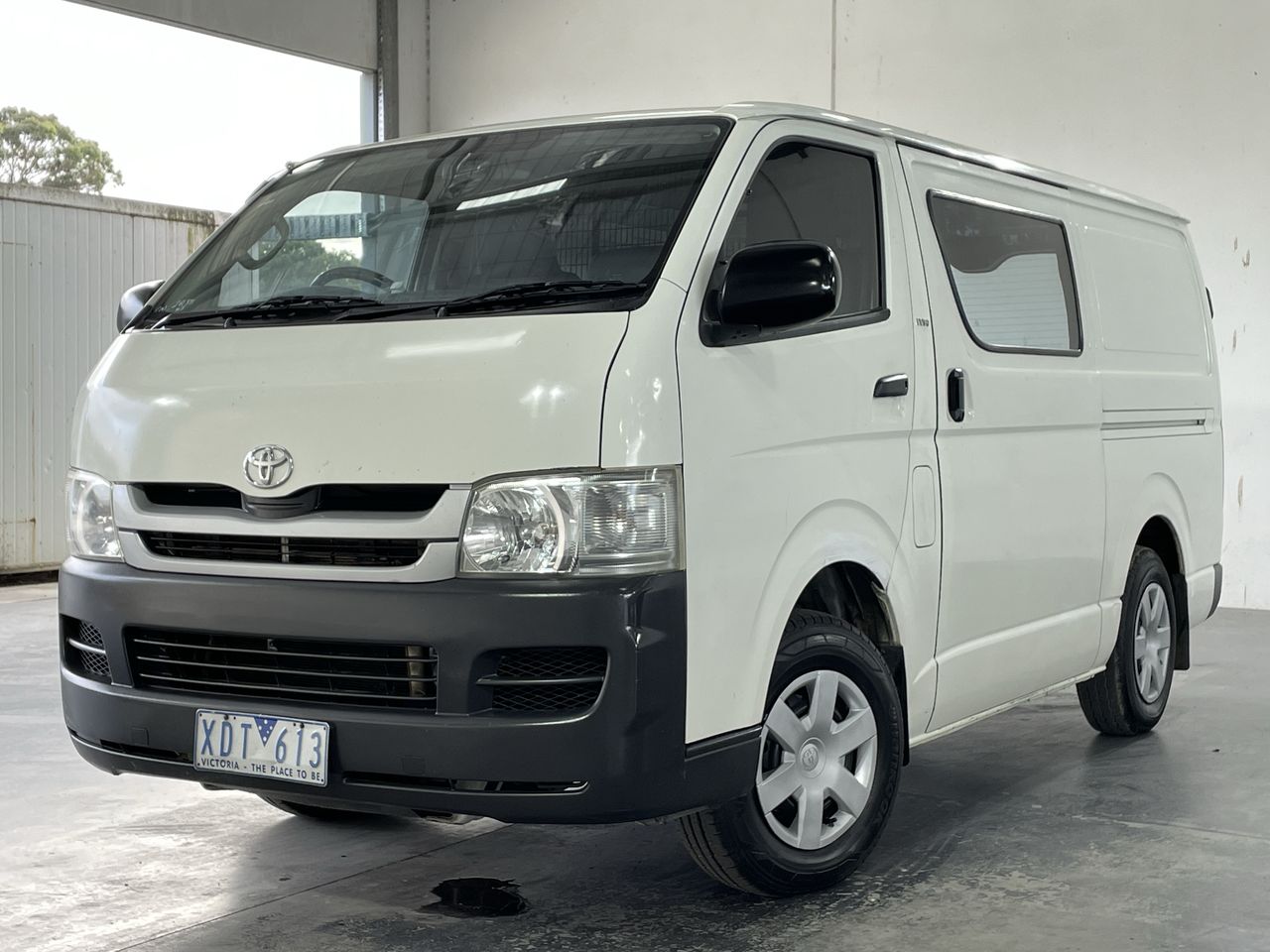 2009 Toyota HiAce LWB TRH201R Manual Van