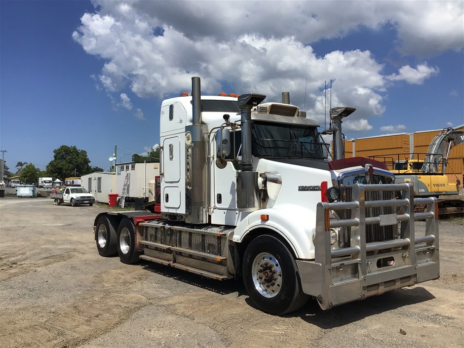 <p>2013 Kenworth T409 SAR 6 x 4 Prime Mover Truck</p>