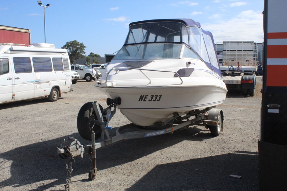 HAINES SIGNATURE DAY FISHER HALF CABIN