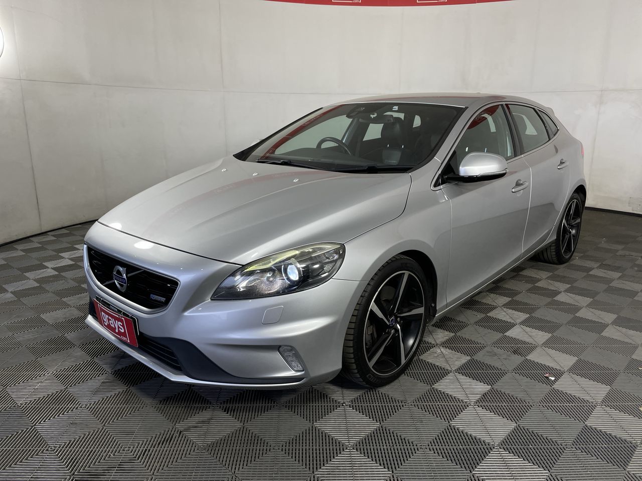 Volvo V40 T5 Luxury Automatic Wagon