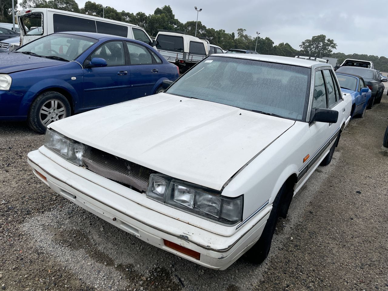 1988 Nissan R31 Skyline Automatic Sedan