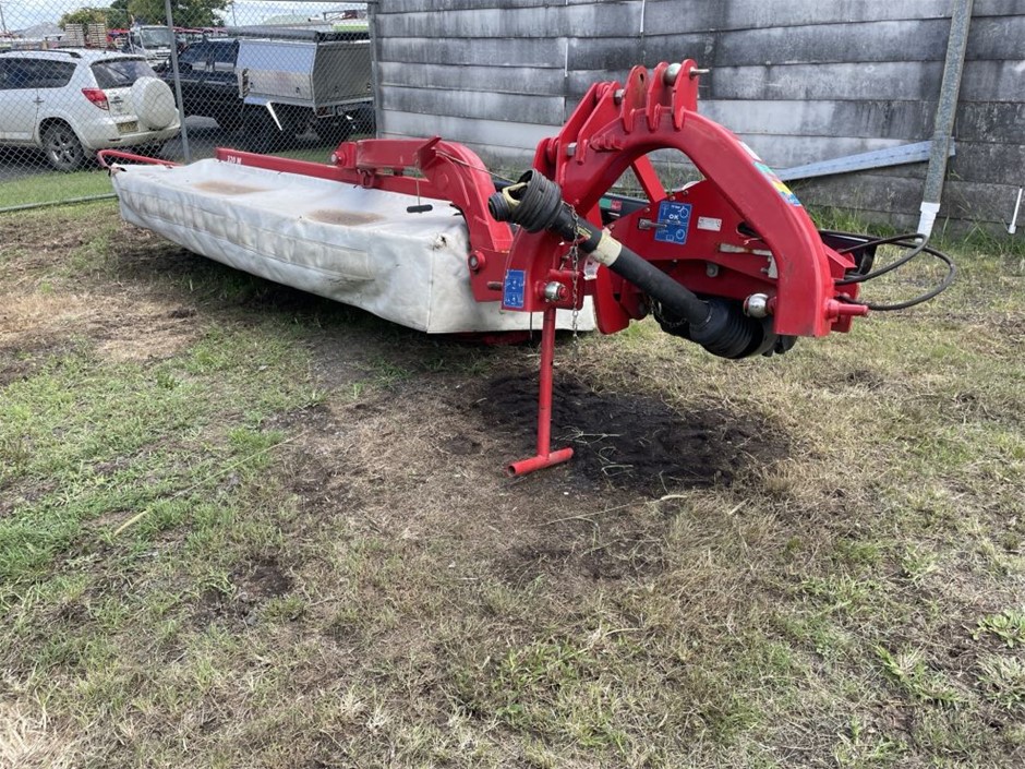 Lely 320M Hay Mower Attachment Auction (0012-5052357) | Grays Australia