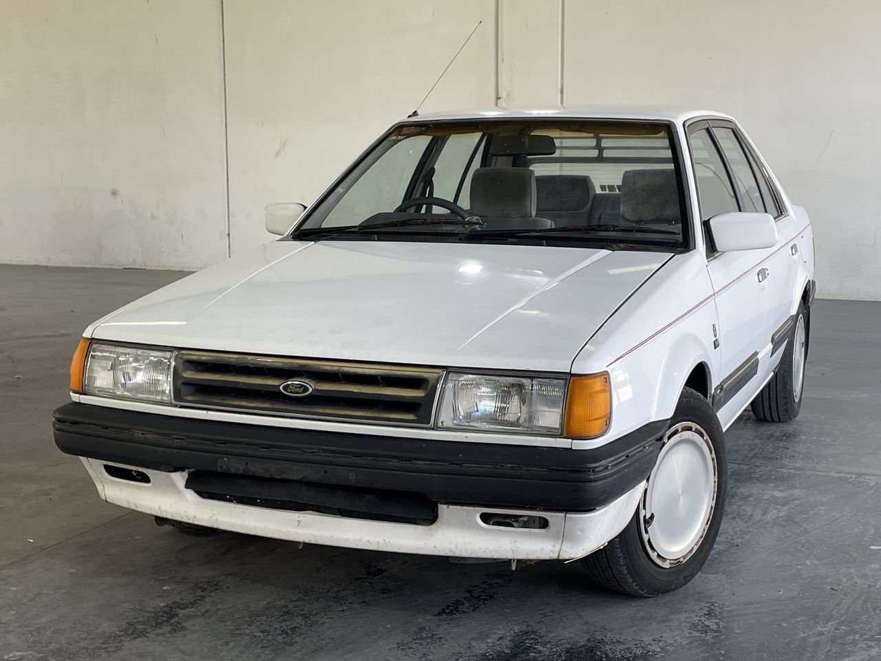 1986 FORD KC METEOR GHIA Automatic Sedan Auction (0001-20083538 ...