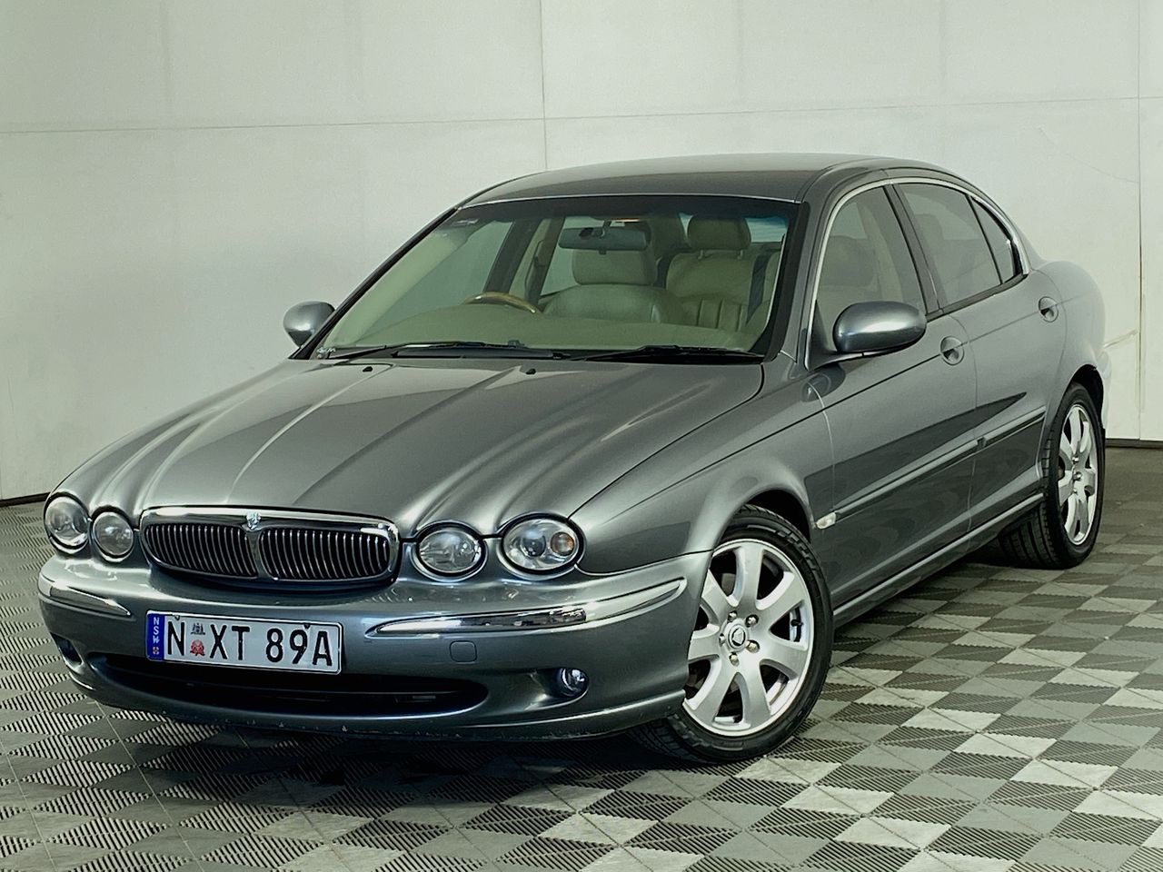 2005-jaguar-x-type-3-0-sport-x400-automatic-sedan-auction-0001