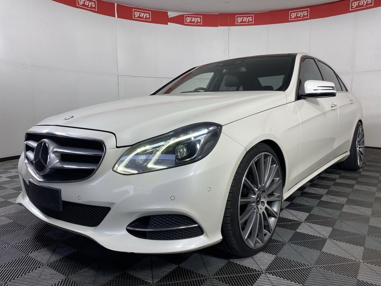 2013 Mercedes Benz E-Class E300 BlueTEC HYBRID W212