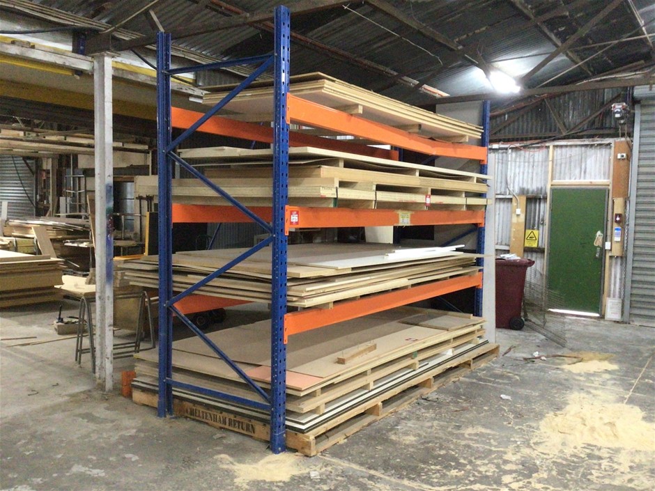 3 Bays of Pallet Racking Auction (00273025367) Grays Australia