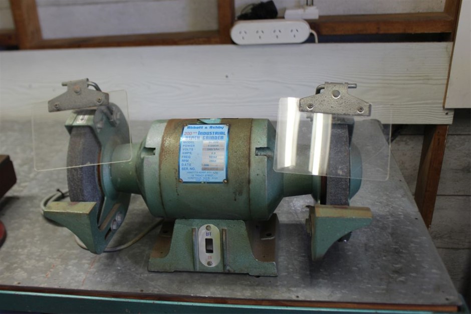 Abbott & Ashby SL200 200mm Bench Grinder Auction (00175052693