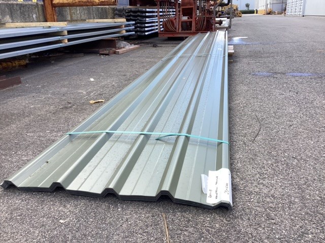 Unreserved Packs of Unused Roof Sheeting