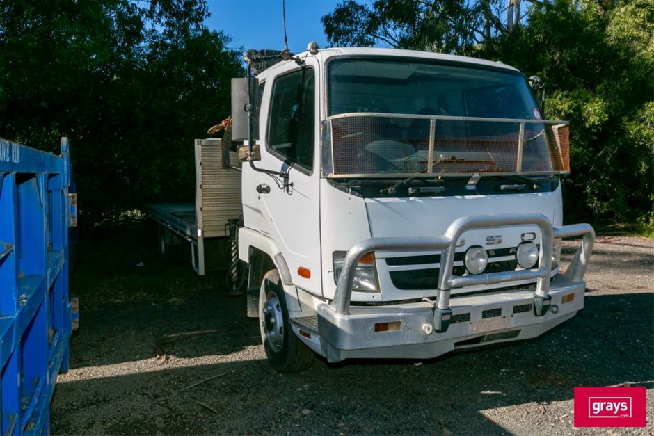Trucks, Excavator, Horse foat, Hook and Skip Bins