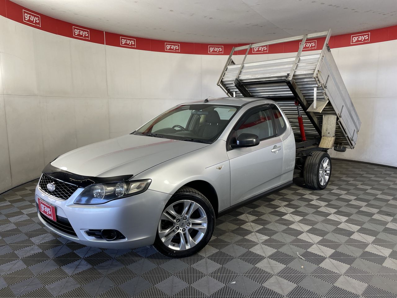 WOVR INSPECT 2009 Ford Falcon FG Automatic Cab Chassis