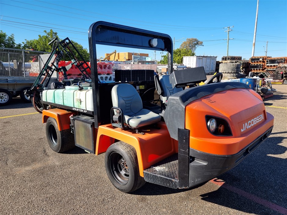 Unreserved Jacobsen Truckster UTV with Sprayer Unit