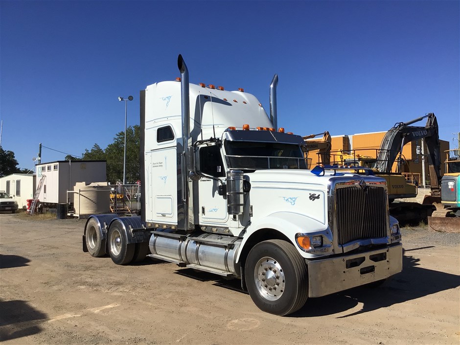 2006 International Eagle 6 x 4 Prime Mover Truck