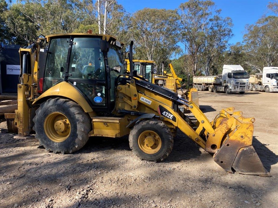 Caterpillar 432E 4WD Front End Loader Backhoe