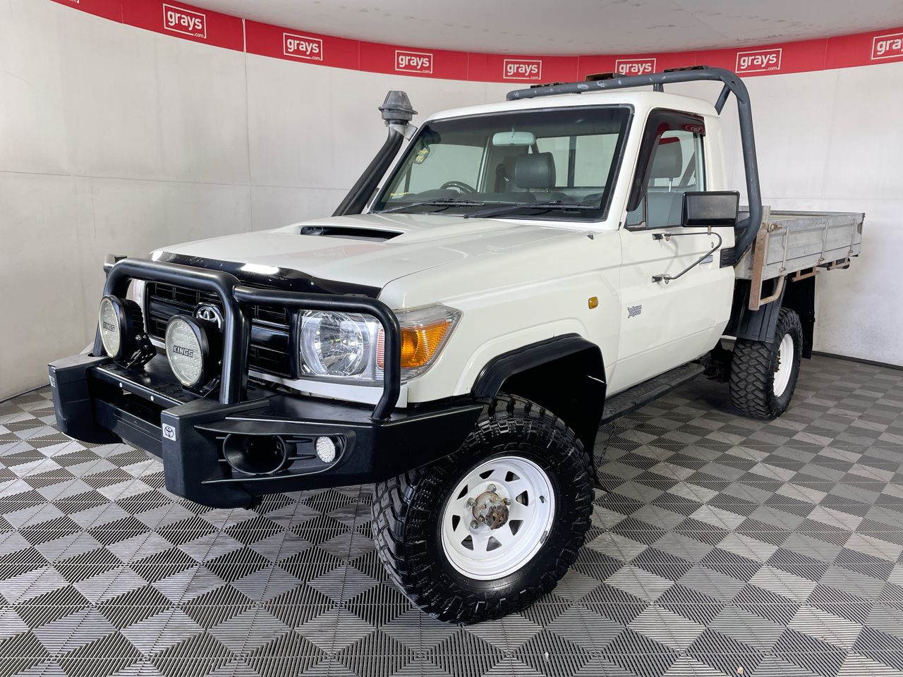 2014 Toyota Landcruiser Workmate VDJ79R Turbo Diesel Manual Cab Chassis ...