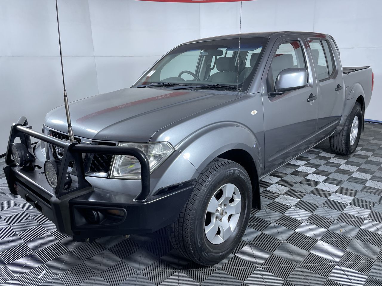 2013 Nissan Navara 4X2 RX D40