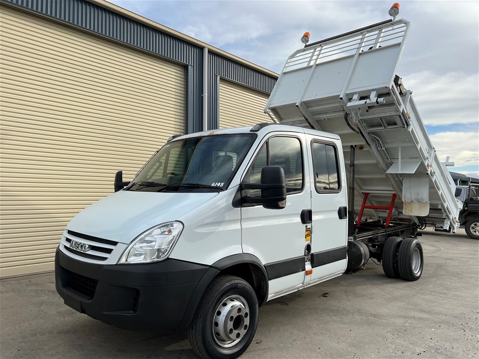 2007 Iveco Daily 65C18 4 x 2 Tipper Crane Truck