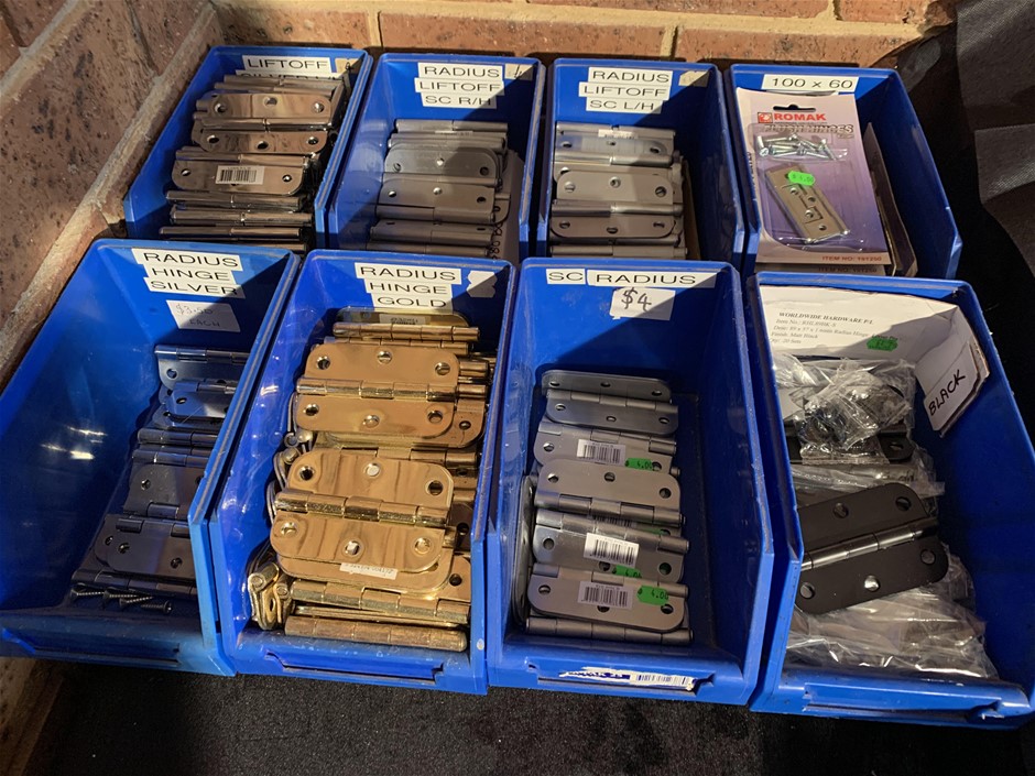 Large Quantity of Door Hinges Auction (00493025731) Grays Australia