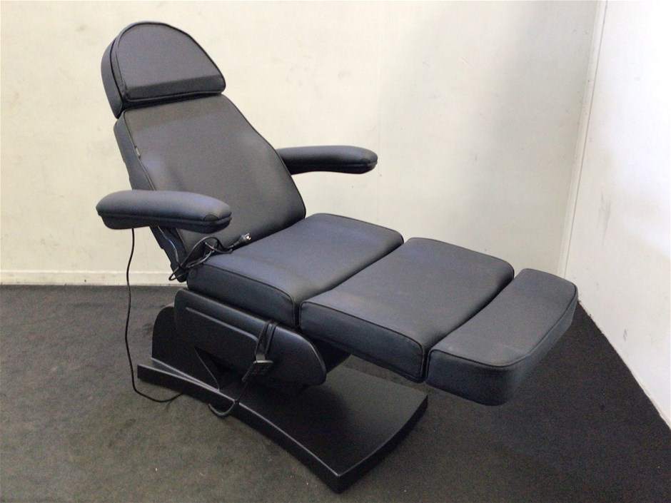 Unreserved Face & Body Cosmetic Clinic Equipment - Brisbane