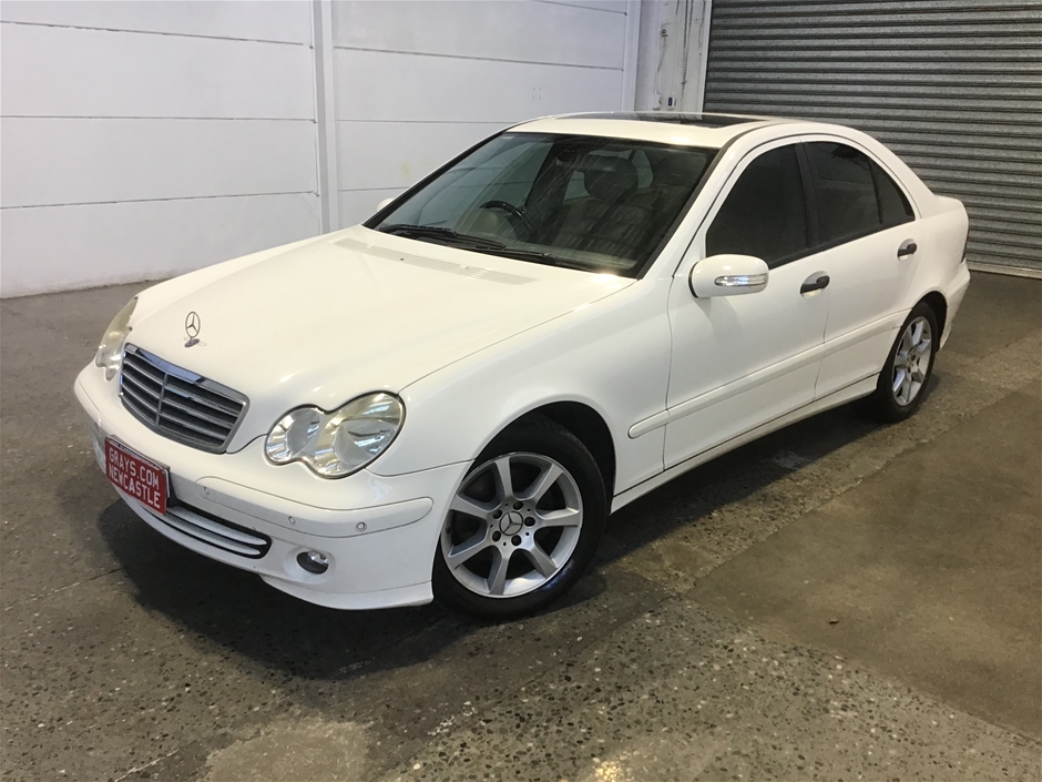 2006 Mercedes Benz C220 CDI Classic W203 T/D At Sedan