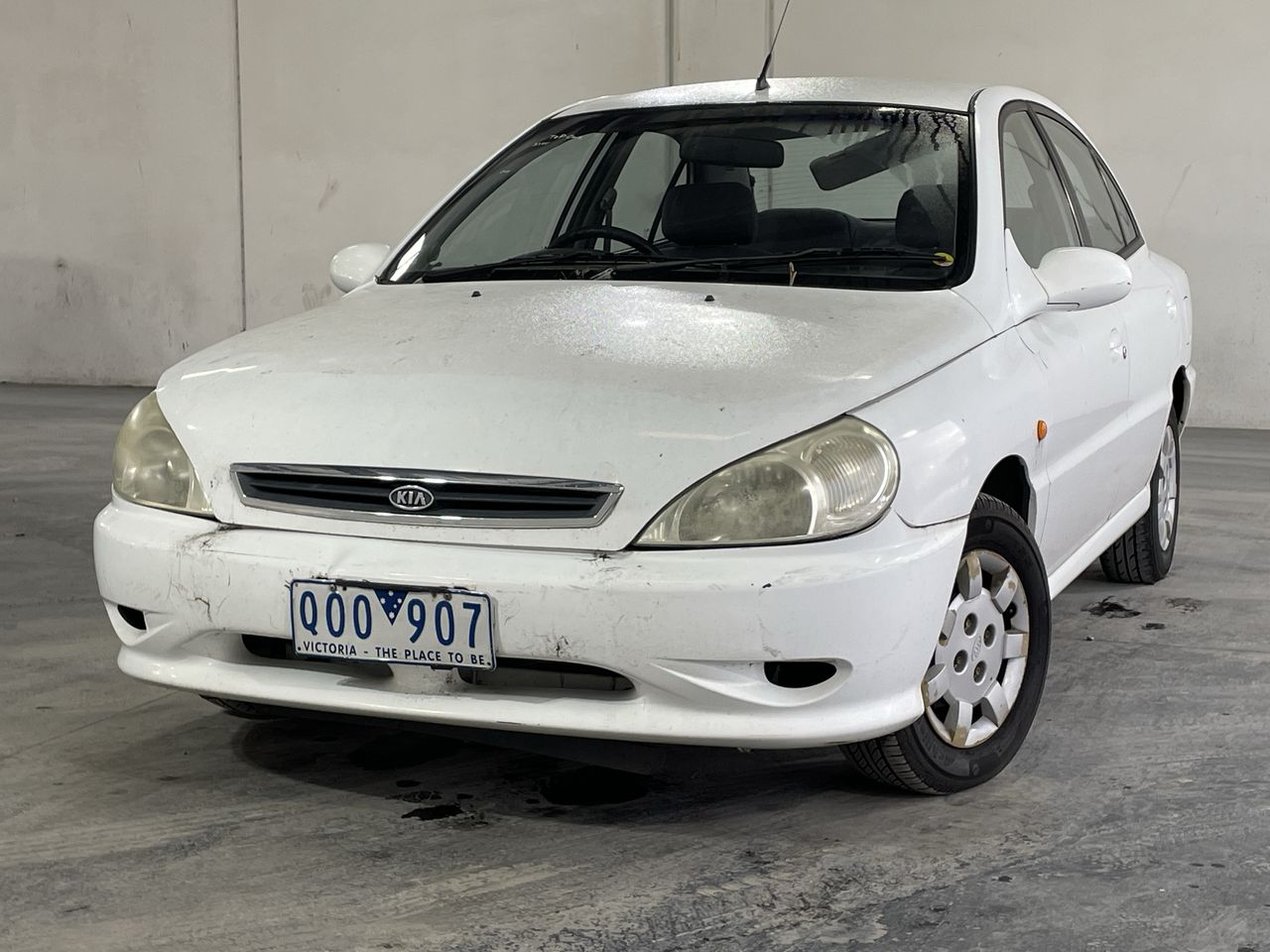 2000 Kia Rio BC Auto