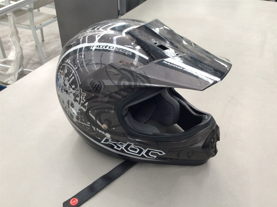 Camping, Fishing, Boating, Photographic Equipment - Vic