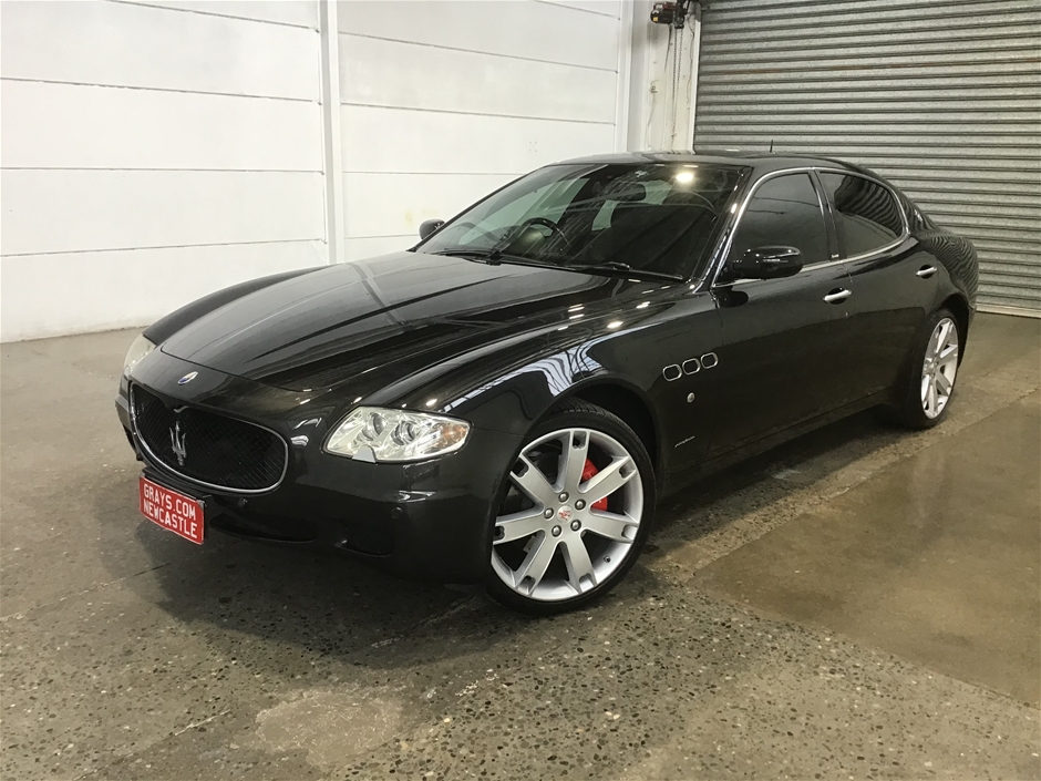 Maserati Quattroporte Automatic Sedan