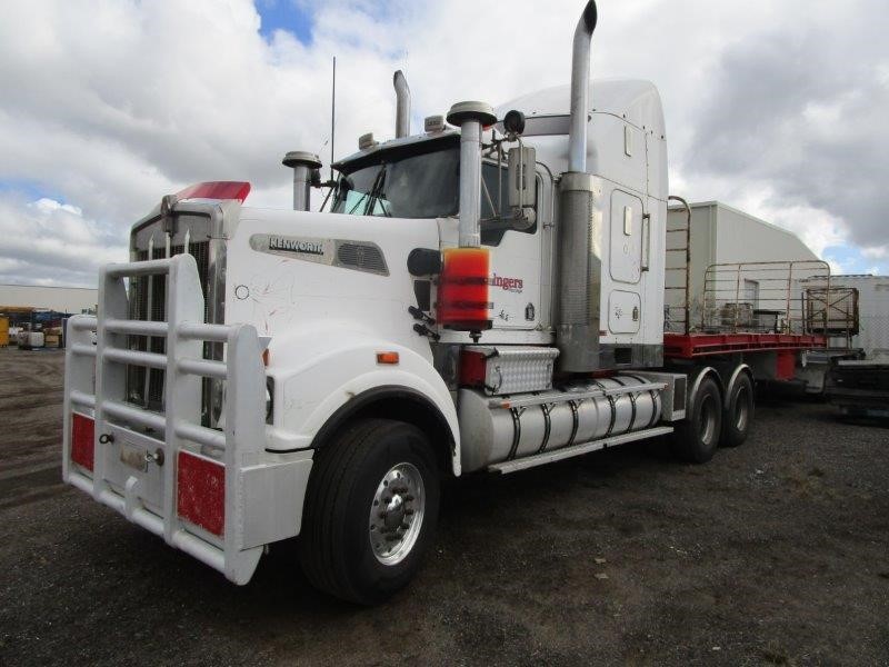 2006 Kenworth T904 6X4 Prime Mover & 2x Dolly Trailers