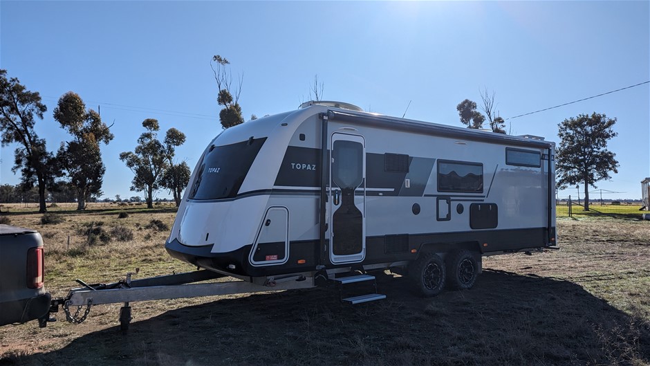 2020 AVIDA TANDEM CARAVAN 