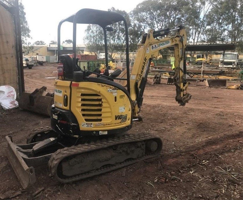 Excavators, Buckets/Attachments, Tipper Bins & More 